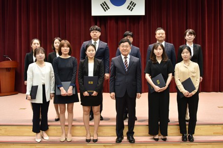 신입직원 임명장 수여 (2019.5.20)