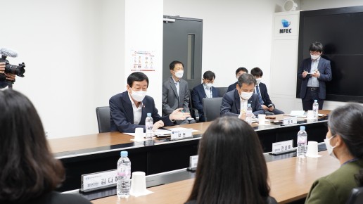 공공데이터 뉴딜사업 청년인턴 업무현장 행정안전부 장관 방문 (2020.10.16.)