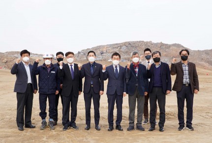 과학기술정보통신부 용홍택 제1차관, 다목적방사광가속기 구축사업단 현장 방문 (22.03.24.)